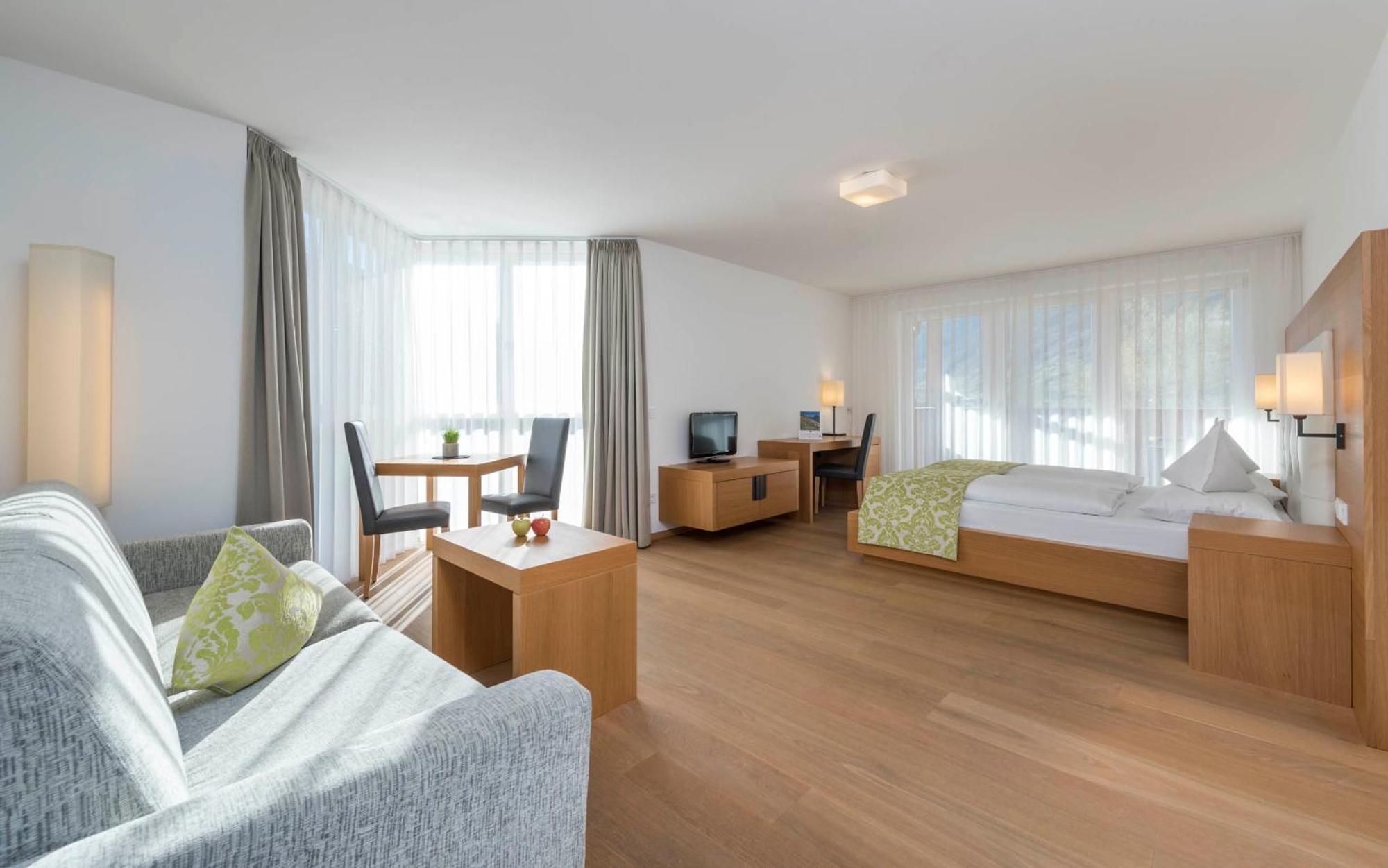 Vinschgerhof Hotel Silandro Eksteriør billede