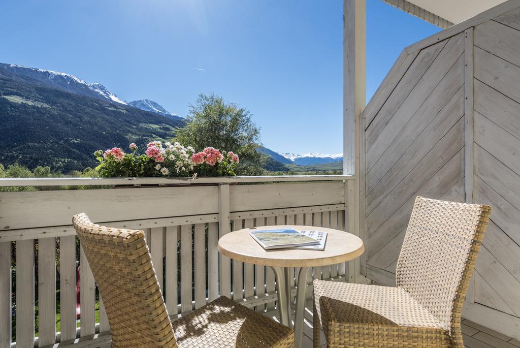 Vinschgerhof Hotel Silandro Eksteriør billede