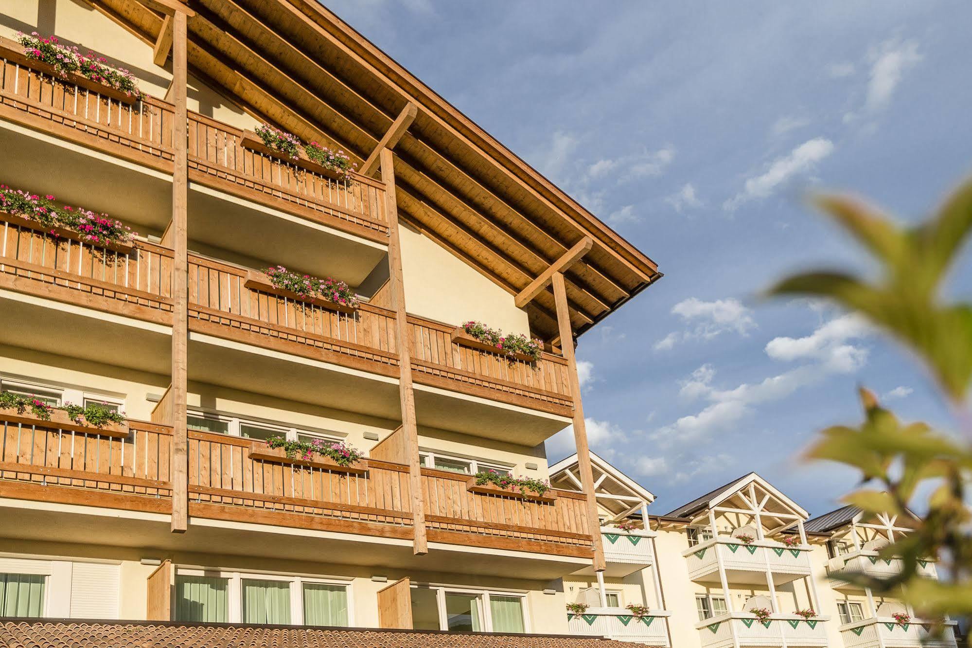 Vinschgerhof Hotel Silandro Eksteriør billede