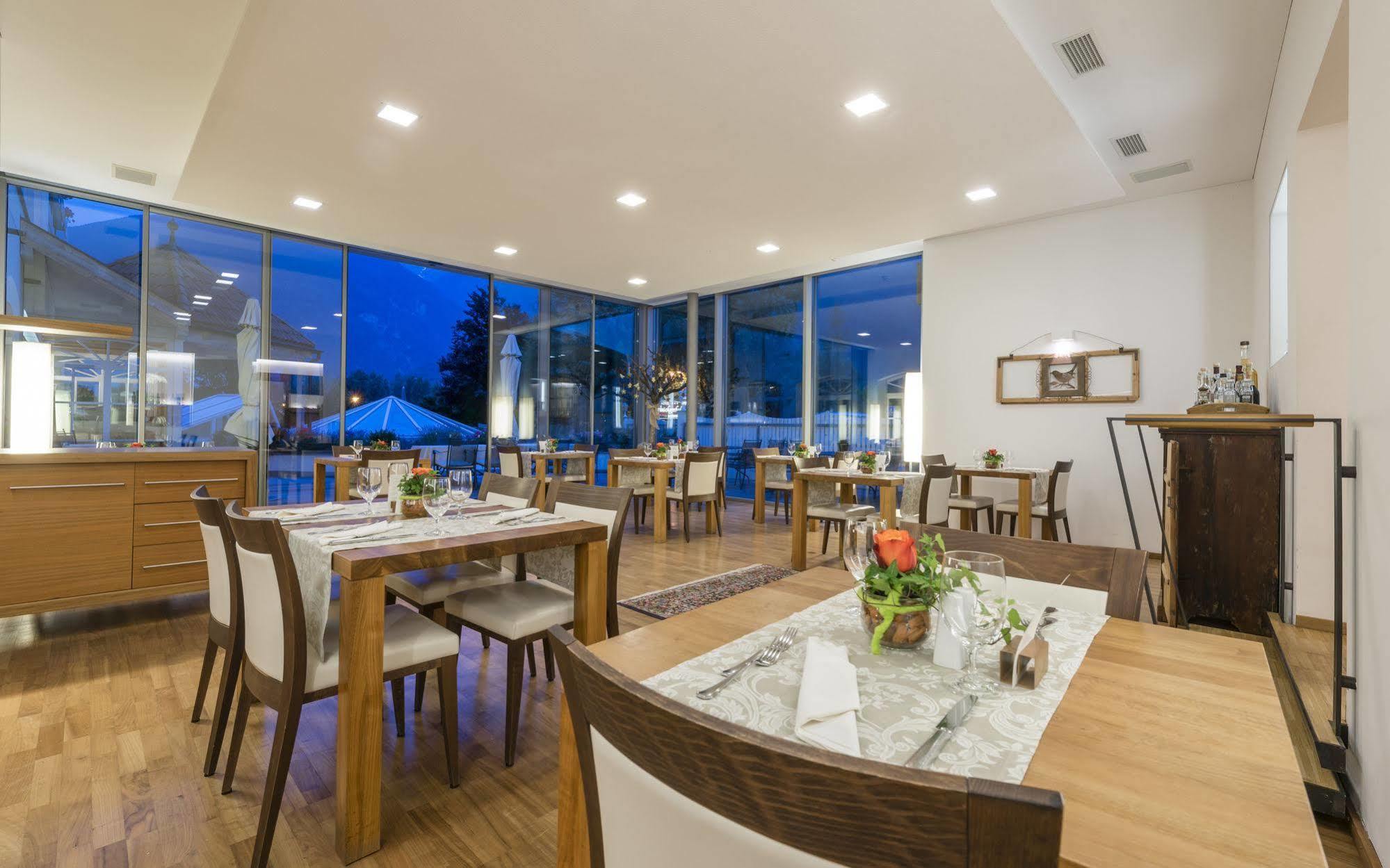 Vinschgerhof Hotel Silandro Eksteriør billede