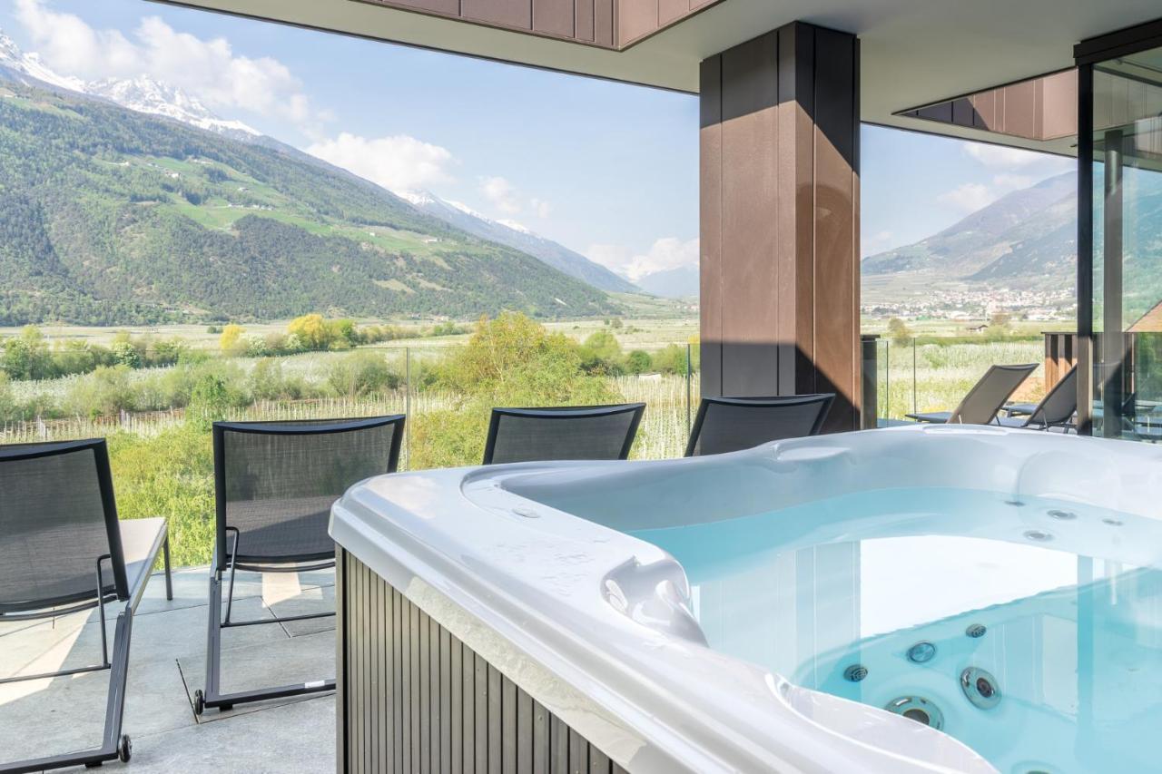 Vinschgerhof Hotel Silandro Eksteriør billede